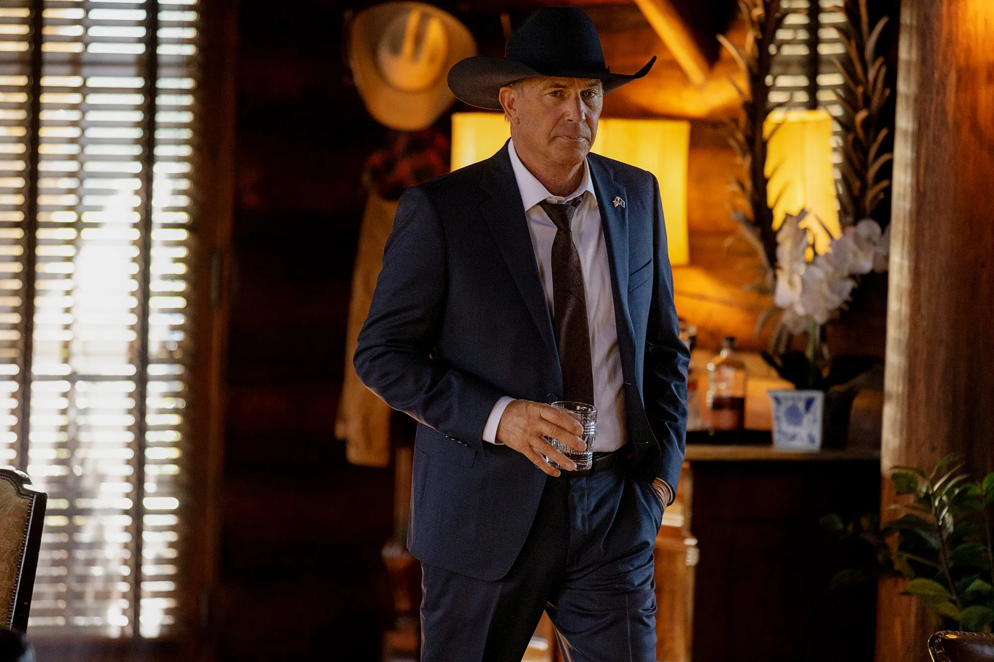 “Yellowstone: How Kevin Costner’s Character Is Set to Exit in Season 5”