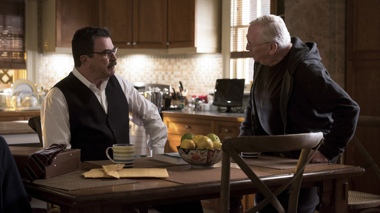 ‘Blue Bloods’: Len Cariou Talks Show Ending, Last Family Dinner, Henry and Erin